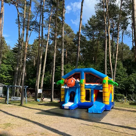 Sosenkowo Letniskowe بيت خشبي *