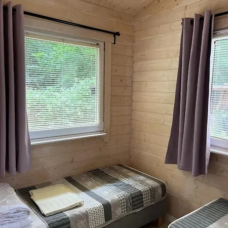 Sosenkowo Letniskowe بوبيروفو